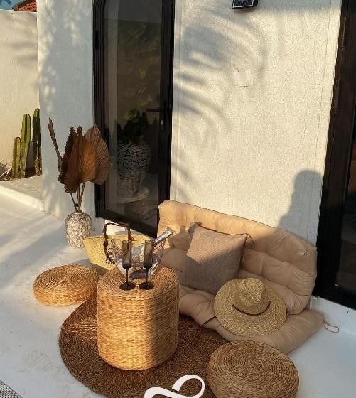 تختخواب و صبحانه Lo Villa Phu Yen