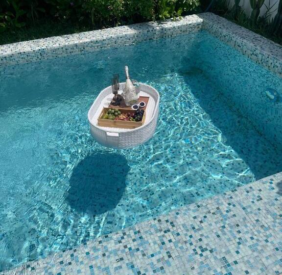 تختخواب و صبحانه Lo Villa Phu Yen