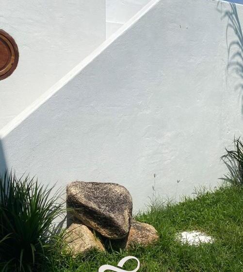 تختخواب و صبحانه Lo Villa Phu Yen