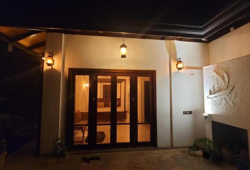 ベッドアンドブレックファースト Two Rooms With Two Beds ,bathroom And Balconys