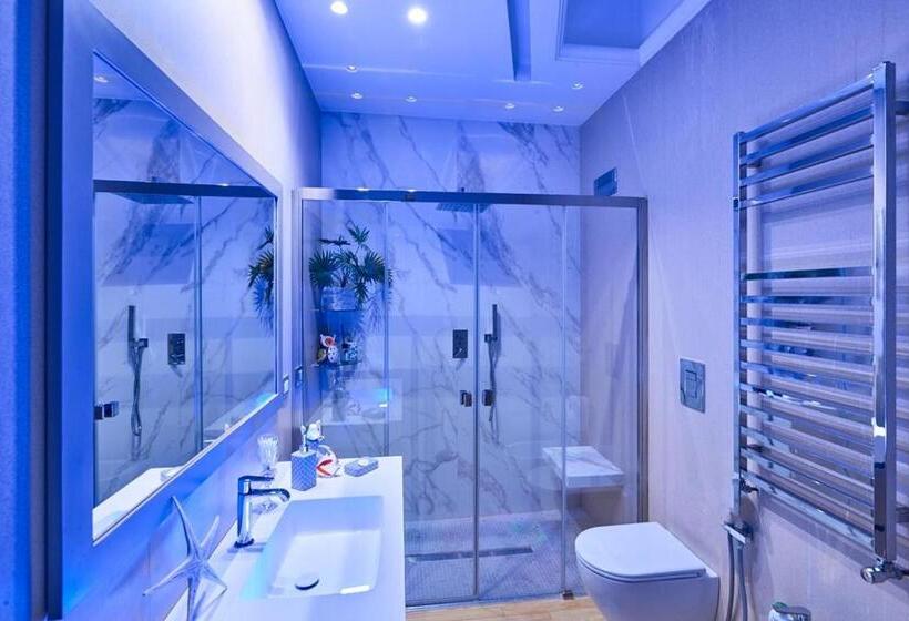 مبيت وإفطار Villa Nadia