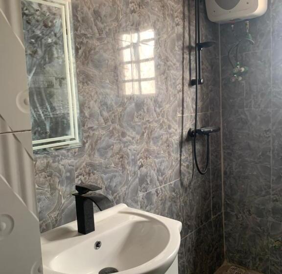 California Luxury Hotel & Suite