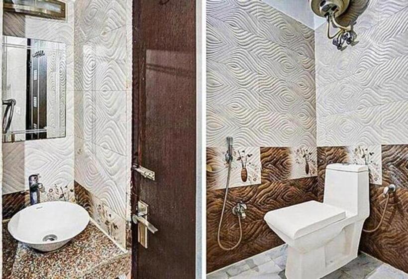 Fabhotel Collection Hotel Sky Heights