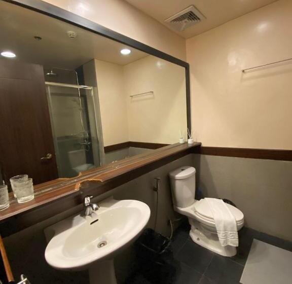 Forest Lodge Private Condotel At Camp John Hay Baguio City