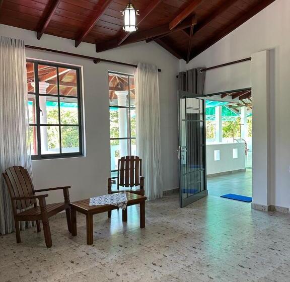 فندق A   Lili Villa