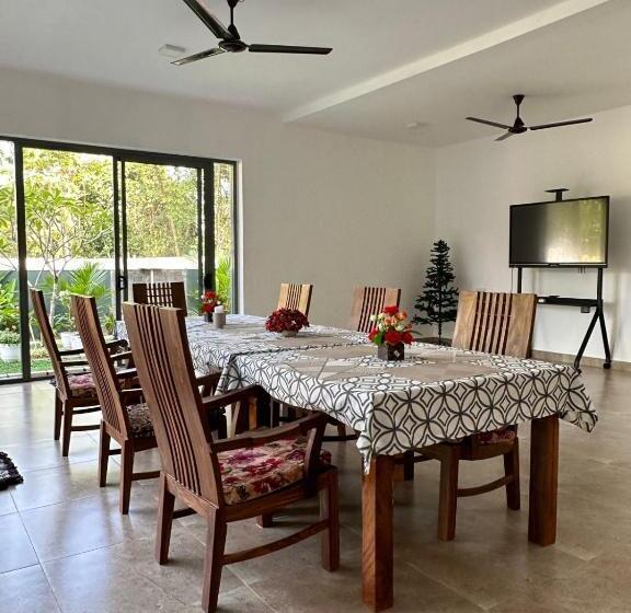 فندق A   Lili Villa