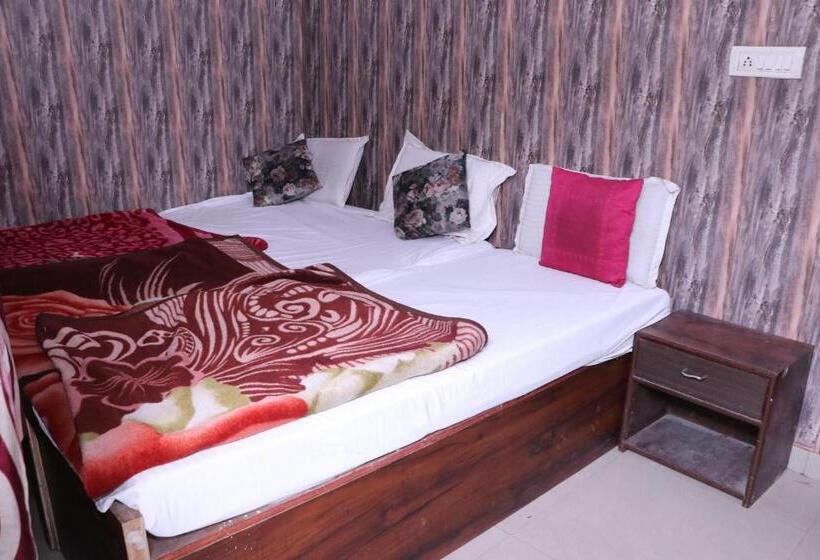 هتل Agarwal Palace