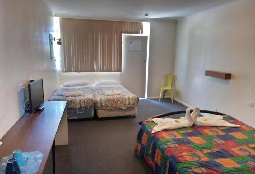 酒店 Austral Inn