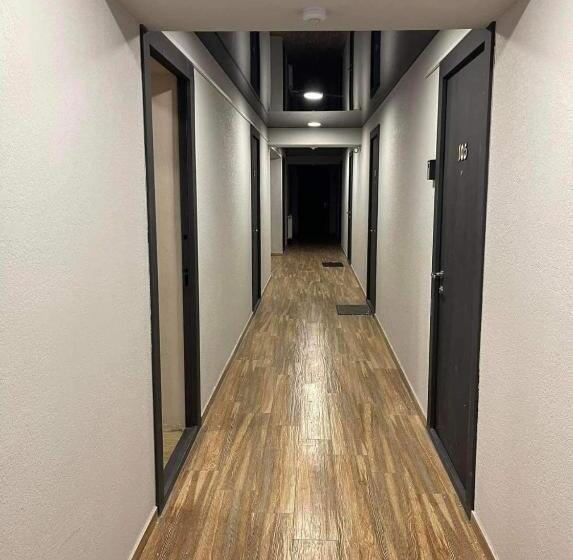 هتل Bakuriani Inn A112