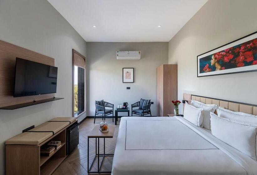 호텔 Blue Chip By Downtown   Near Udaipur Airport