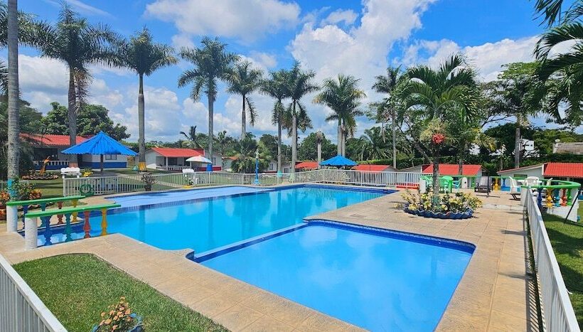 Отель Cabañas Cafeteras Cerritos