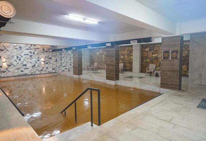 هتل çelik Thermal & Spa