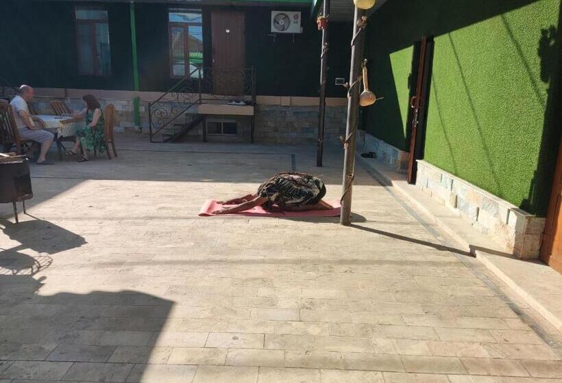 בית מלון כפרי G/h