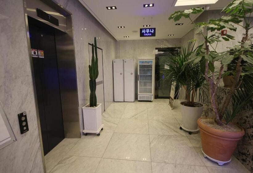 בית מלון כפרי Jb Tourist