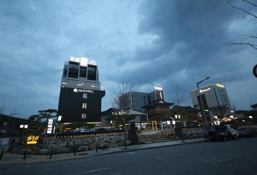 בית מלון כפרי Jb Tourist