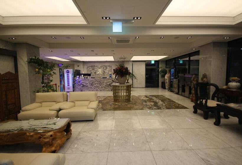 בית מלון כפרי Jb Tourist