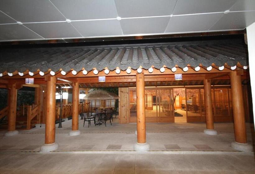 בית מלון כפרי Jb Tourist