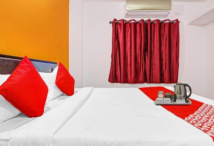 Отель Khush Executive