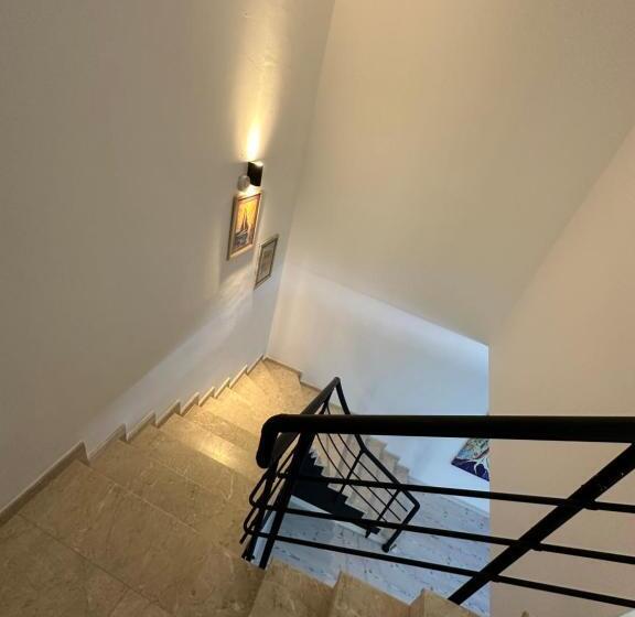 Kt Home Hotel & Apartments