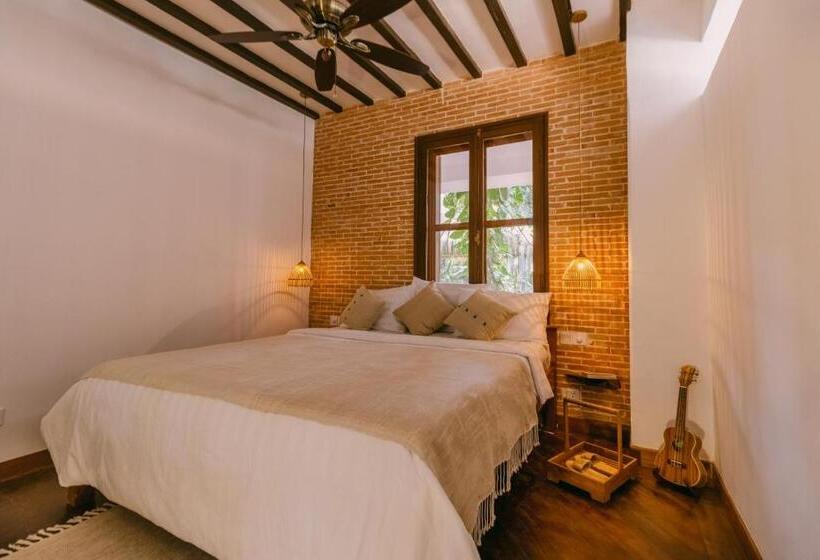 酒店 La Bōhème Luxury Suites