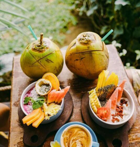 酒店 La Bōhème Luxury Suites