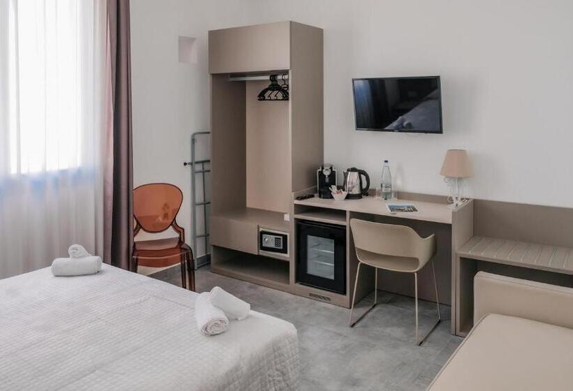 Отель La Regina D Alabastro