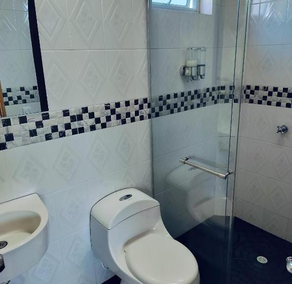 Отель Los Caballeros