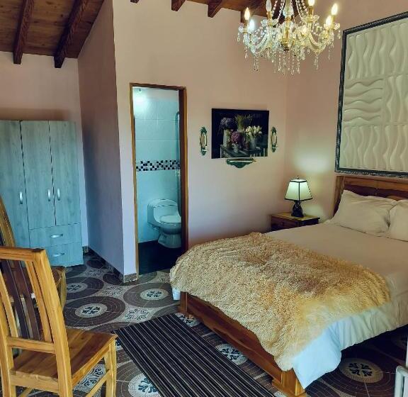 Отель Los Caballeros