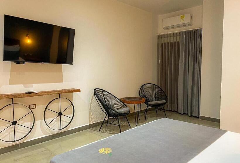 בית מלון כפרי Los Naranjos