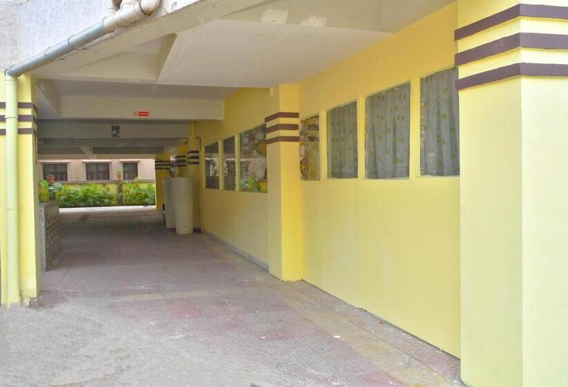 Fabhotel Magadh Palace