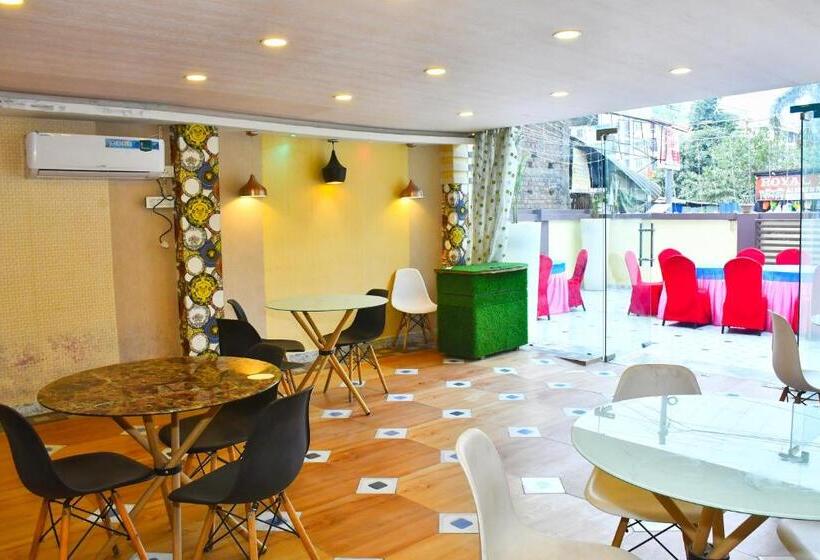 Fabhotel Magadh Palace