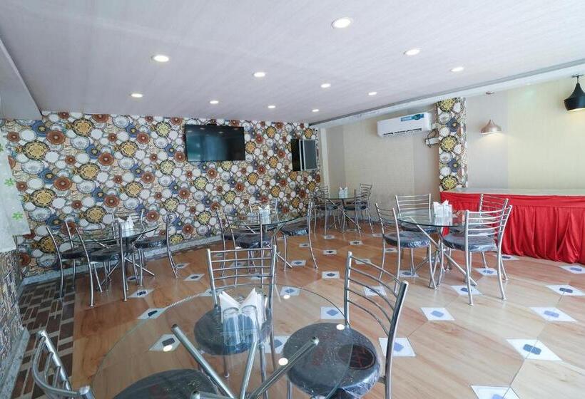 Fabhotel Magadh Palace