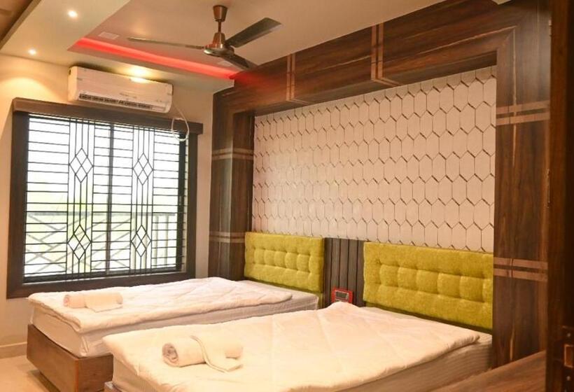 호텔 Maisha International