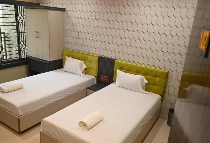 호텔 Maisha International