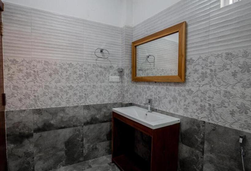 בית מלון כפרי Manthra Leisure