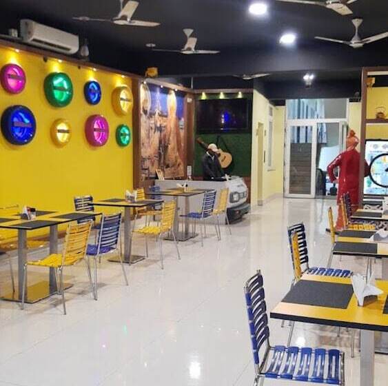 בית מלון כפרי Meer Residency