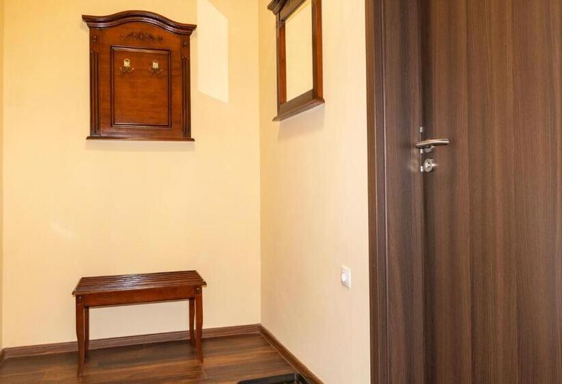 בית מלון כפרי Melik