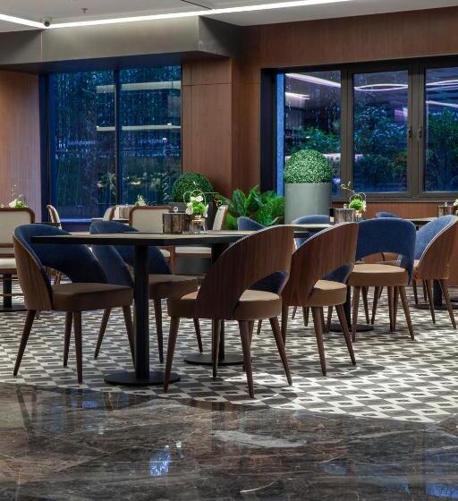 Отель Nanjing Fanyue Plaza Intercity