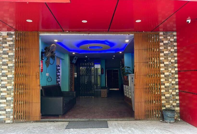 هتل New Nayantara Lodge