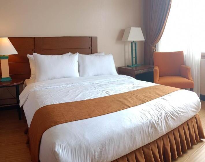 Hotell Private Unit At Forest Lodge Caml John Hay Baguio City