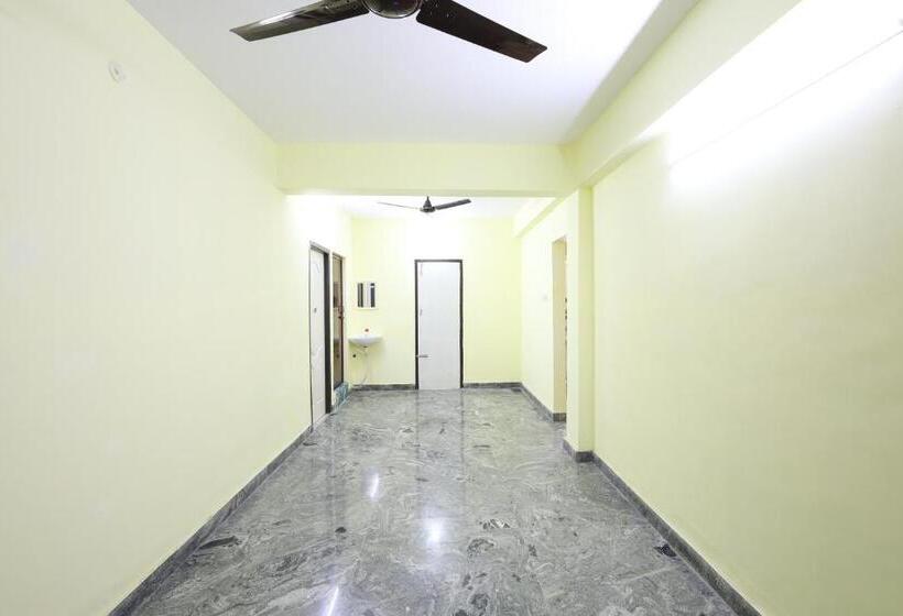 בית מלון כפרי Srinivasa Serviced Apartment