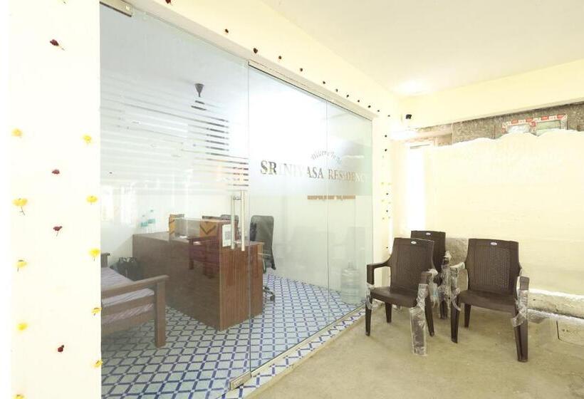 Отель Srinivasa Serviced Apartment