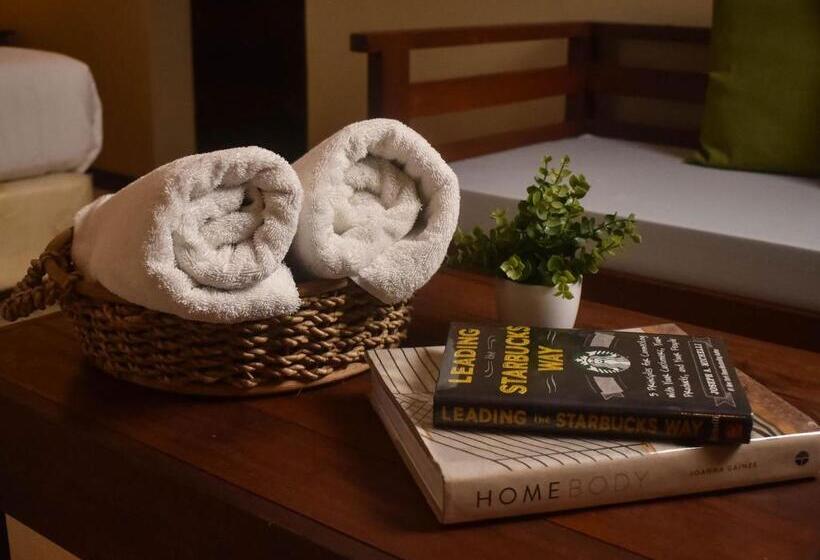 هتل Stay Inn Plus