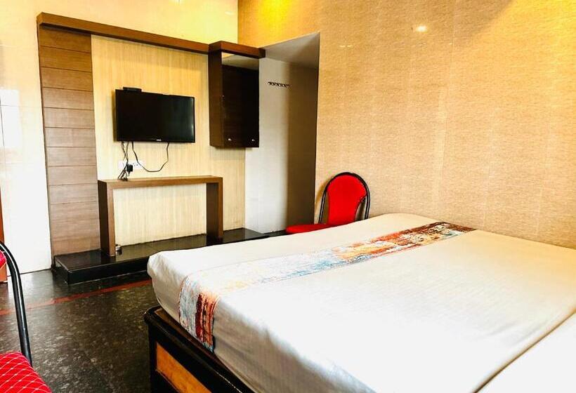 ホテル Tejasri Residency