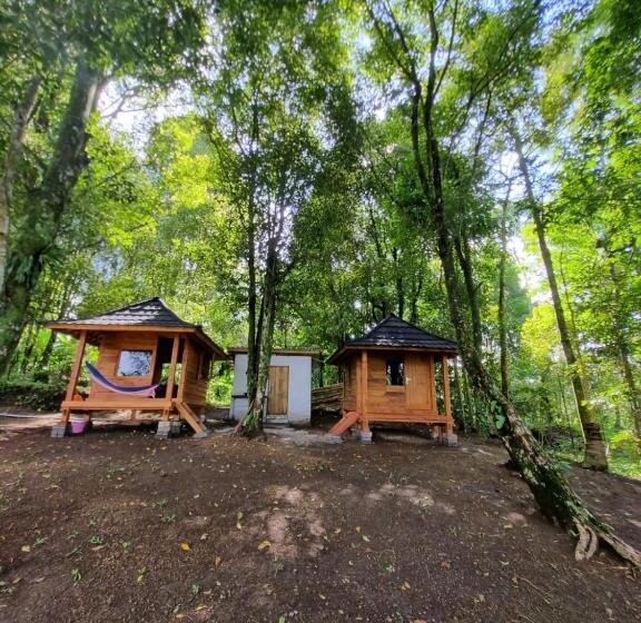 فندق Tetebatu Jungle Vibes