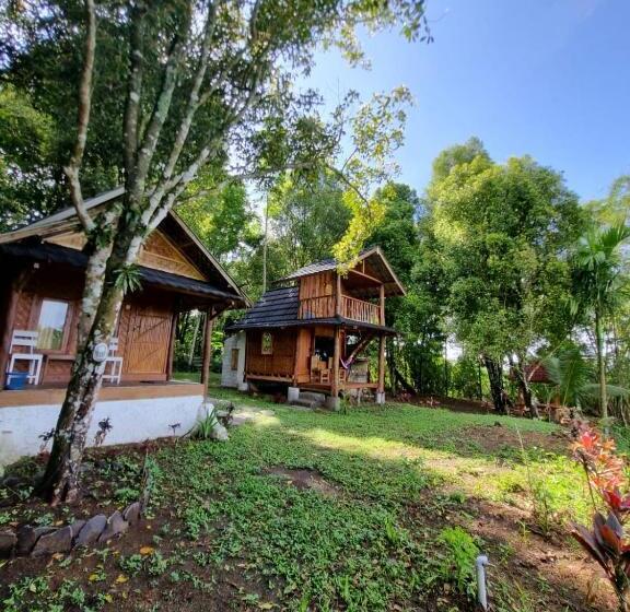 فندق Tetebatu Jungle Vibes
