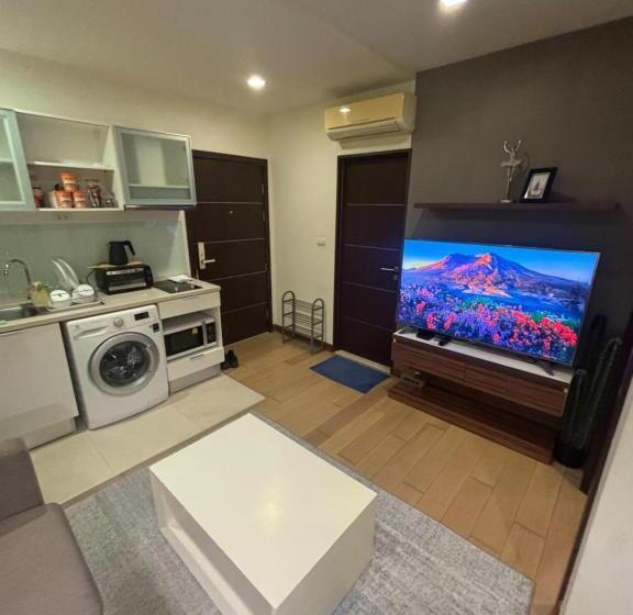 בית מלון כפרי The Astra Bee Friend