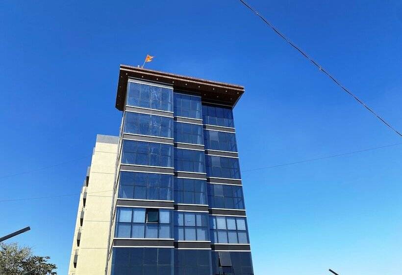 בית מלון כפרי The Grand Sarovar Inn And Suites