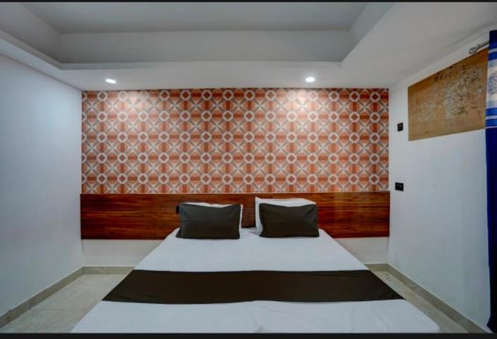 בית מלון כפרי The Simran Suites