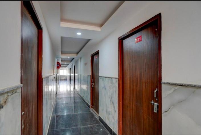 בית מלון כפרי The Simran Suites